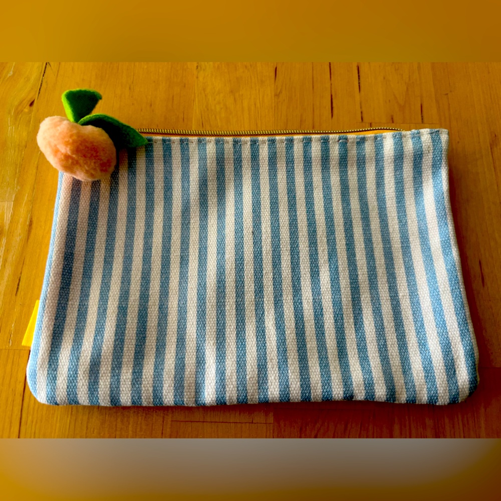 Cosmetics Bag (NEW))